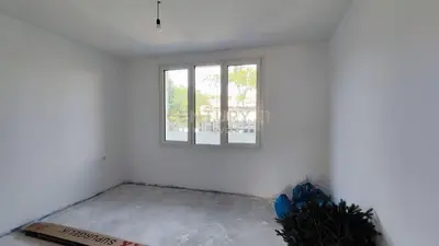 Appartamento 1+1 in affitto a Rruga Komuna e Parisit, Tirana, 75 m². Foto 11 di 12