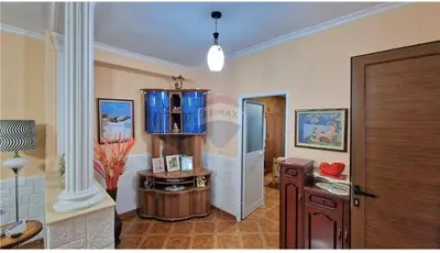 House for sale in Cole, Vlorë, 289 m². Photo 3 of 12