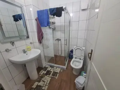 Apartament 1+1 në shitje në Kisha Ortodokse, Vlorë, 75 m². Foto 10 nga 11