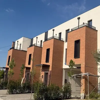 Vilë në shitje në TEG, Tiranë, 279 m². Foto 2 nga 3