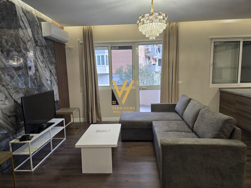 Apartament 2+1 në shitje në Kopshti Botanik i Tiranës, Tiranë, 120 m². Foto 1 nga 3