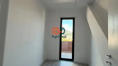 Apartament 2+1 në shitje në Tregu Elektrik, Tiranë, 90 m². Foto 4 nga 6