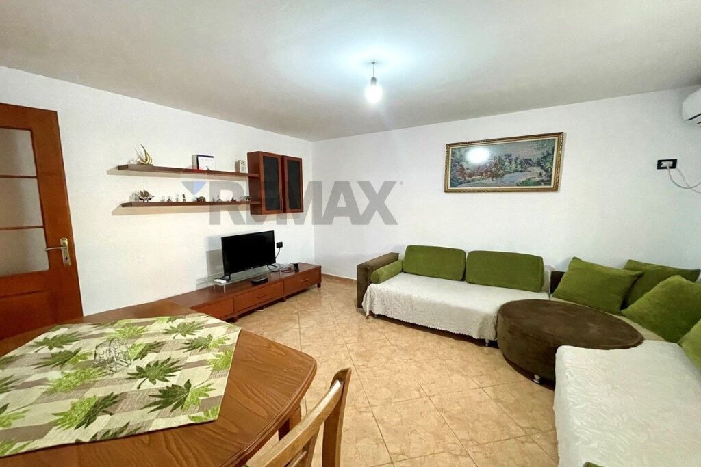 Apartament në shitje në Pazari i Ri, Tiranë, 102 m². Foto 1 nga 3