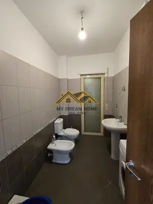 Apartment for sale in Qendër, Durrës, 194 m². Photo 7 of 12