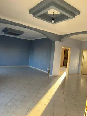 House for rent in Fier, 130 m². Photo 9 of 12