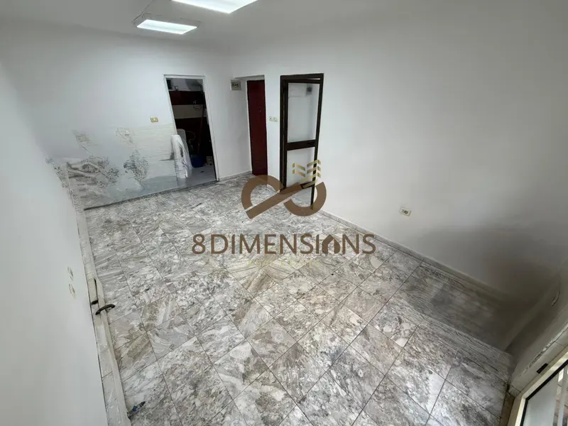 Studio for sale in Myslym Shyri, Tirana, 37 m²