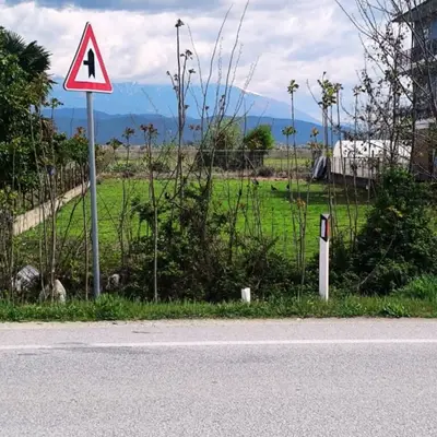 Tokë në shitje në Kuçova Military Airport, Berat, 1 000 m². Foto 3 nga 6