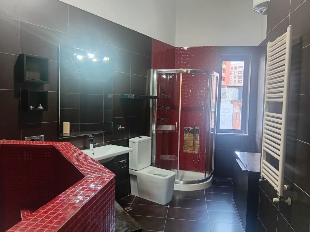Apartment 2+1 for rent in 9 Katëshet, Tirana, 90 m². Photo 2 of 3