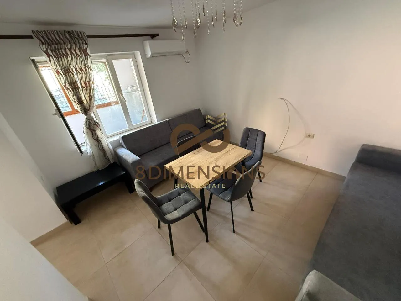 Apartament 1+1 në shitje në Xhamllik, Tiranë, 60 m². Foto 1 nga 5