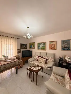 Apartament 1+1 në shitje në Lagjia Partizani, Vlorë, 57 m². Foto 3 nga 4
