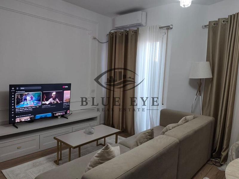 Appartamento in affitto a Sheshi Pranvera, Durazzo, 78 m²