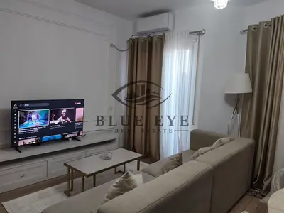 Apartament me qera në Sheshi Pranvera, Durrës, 78 m². Foto 1 nga 7
