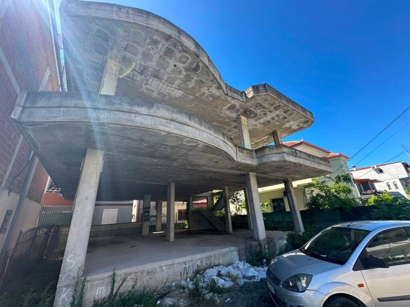 Villa for sale in Rruga Drejtesia, Durrës, 600 m²