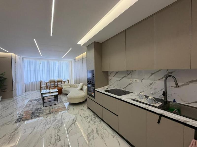 Apartament 2+1 në shitje në Plazh, Durrës, 92 m². Foto 3 nga 12