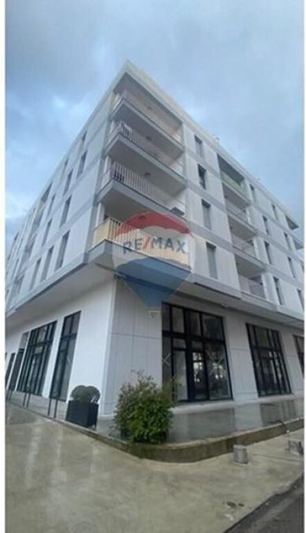 Apartment for sale in Xhamlliku, Tirana, 121 m². Photo 1 of 3