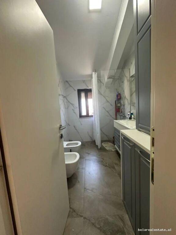 Appartamento 2+1 in affitto a Pastiçeri Lika, Tirana, 120 m²