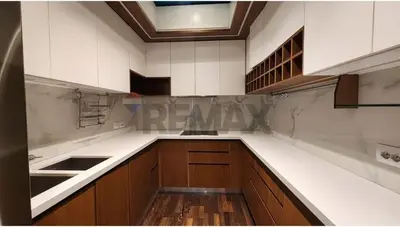Apartament 2+2 me qera në Rruga Dervish Hima, Tiranë, 140 m². Foto 5 nga 9