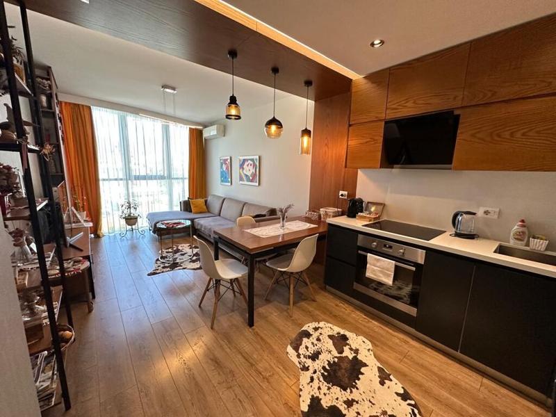 Appartamento 2+1 in affitto a Rruga e Bogdanëve, Tirana, 90 m²
