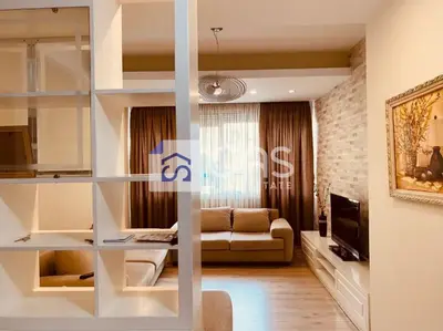 Apartament 2+1 me qera në Brryli, Tiranë, 120 m². Foto 2 nga 6