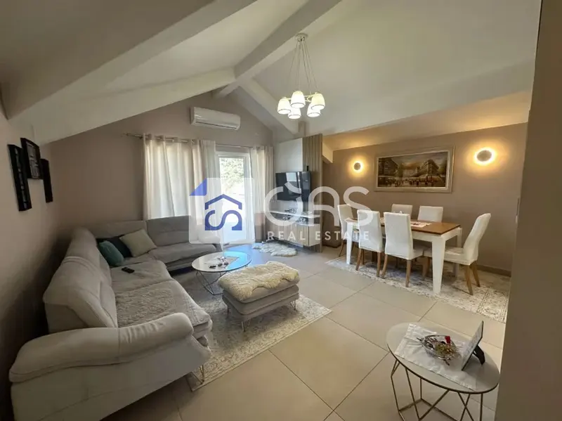 Appartamento 2+1 in affitto a Rruga Marie Logoreci, Tirana, 120 m²