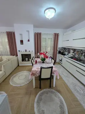 Vilë në shitje në Rrashbull, Durrës, 350 m². Foto 10 nga 12