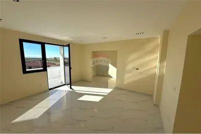 Apartament 1+1 në shitje në Novosel, Vlorë, 60 m². Foto 3 nga 11