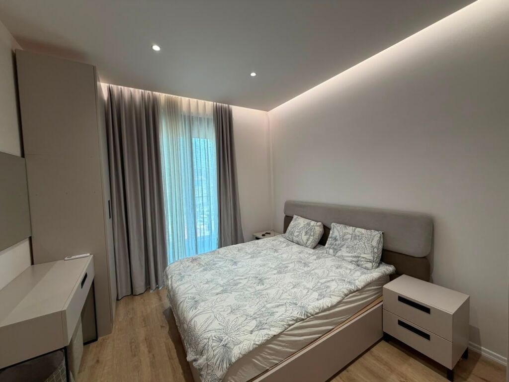 Apartment 1+1 for rent in Rruga Xhanfize Keko, Tirana, 111 m². Photo 3 of 3
