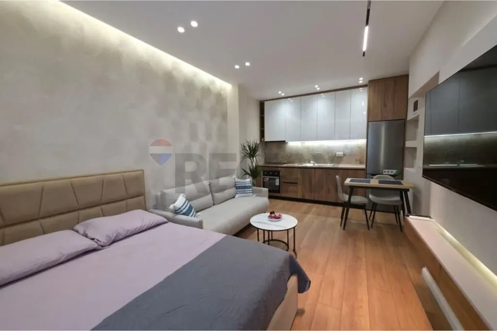 Studio for sale in Rruga Hoxha Tahsim, Tirana, 34 m². Photo 1 of 3