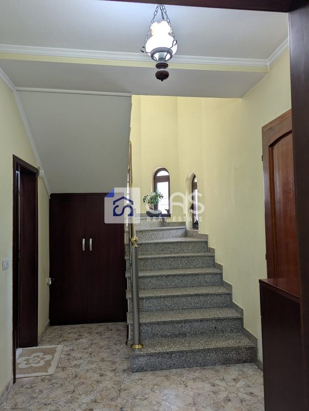 Vilë në shitje në Don Bosko, Tiranë, 280 m². Foto 3 nga 12
