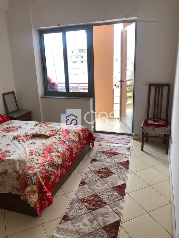 Appartamento 1+1 in affitto ad Astir, Tirana, 70 m²