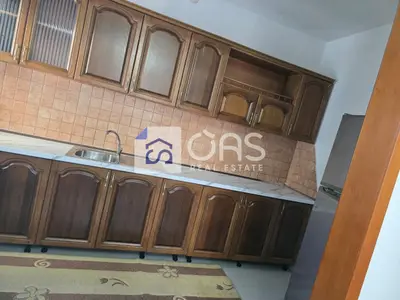 Shtëpi private 2+1 me qera në Laprakë, Tiranë, 120 m². Foto 3 nga 7