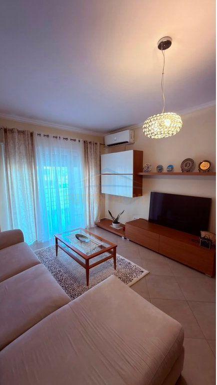 Apartament 1+1 me qera në Rruga Taulantia, Durrës, 70 m². Foto 2 nga 7