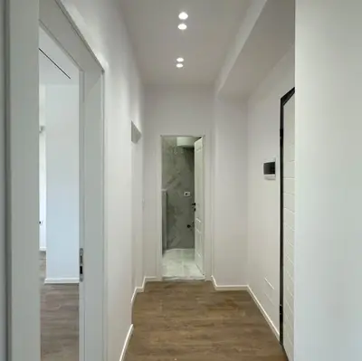 Apartament 1+1 në shitje në Rruga Bardhyl, Tiranë, 61 m². Foto 1 nga 5