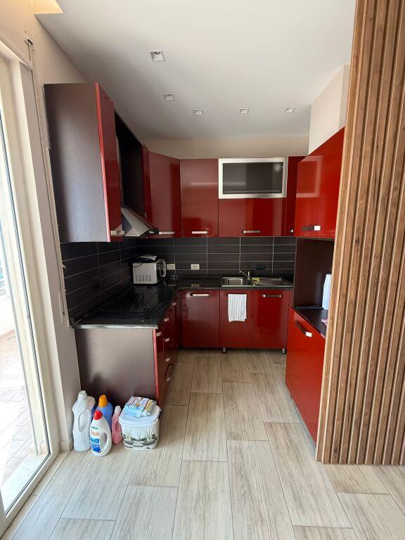 Apartament 2+1 me qera në Posta Shqiptare Durrës ZP Qendër - 2001, Durrës, 90 m². Foto 5 nga 7