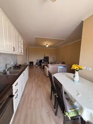 Apartament 3+1 në shitje në Ish Fabrika e Bukës, Durrës, 125 m². Foto 3 nga 12