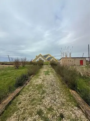 Vilë 2+1 në shitje në Bisht Kamez, Durrës, 500 m². Foto 7 nga 10
