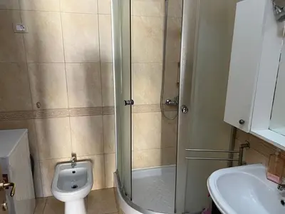 Appartamento 2+1 in affitto a Rruga Milto Tutulani, Tirana, 125 m². Foto 10 di 11
