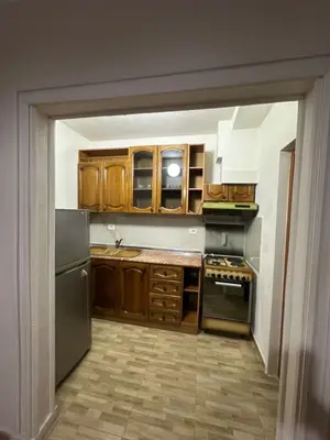 Apartament 1+1 me qera në Rruga Irfan Tomini, Tiranë, 60 m². Foto 2 nga 7