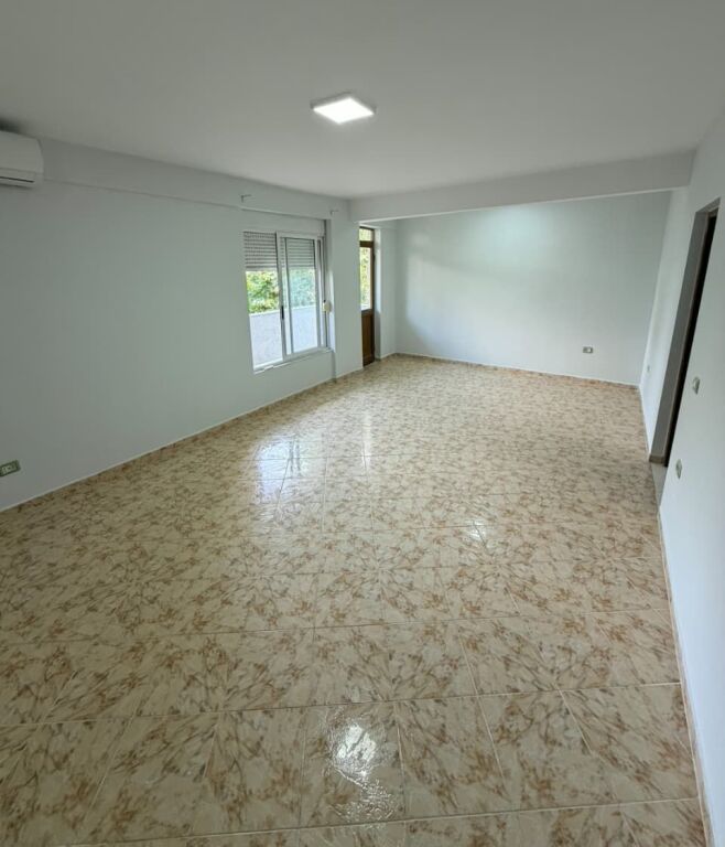 Appartamento 2+1 in vendita a Pallati me Shigjeta, Tirana, 117 m²