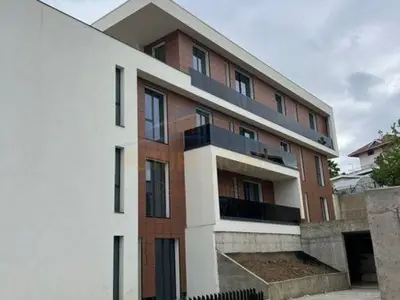 Apartament 2+1 në shitje në TEG, Tiranë, 141 m². Foto 1 nga 12