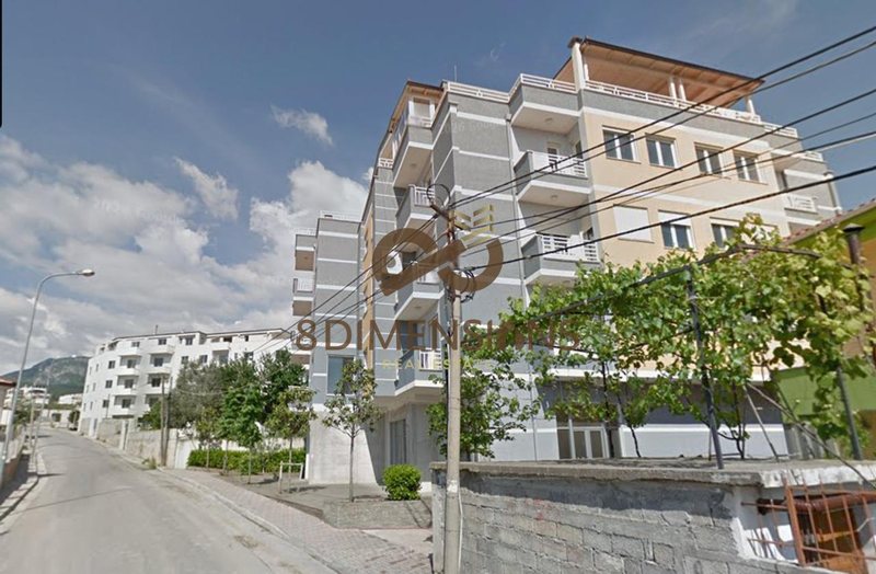 Appartamento 1+1 in vendita a Fresku, Tirana, 65 m²