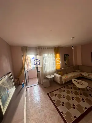 Apartament 1+1 me qera në Vasil Shanto, Tiranë, 60 m². Foto 2 nga 8