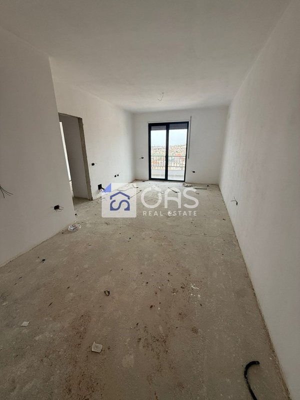Apartment 1+1 for sale in Kinostudio, Tirana, 73 m²