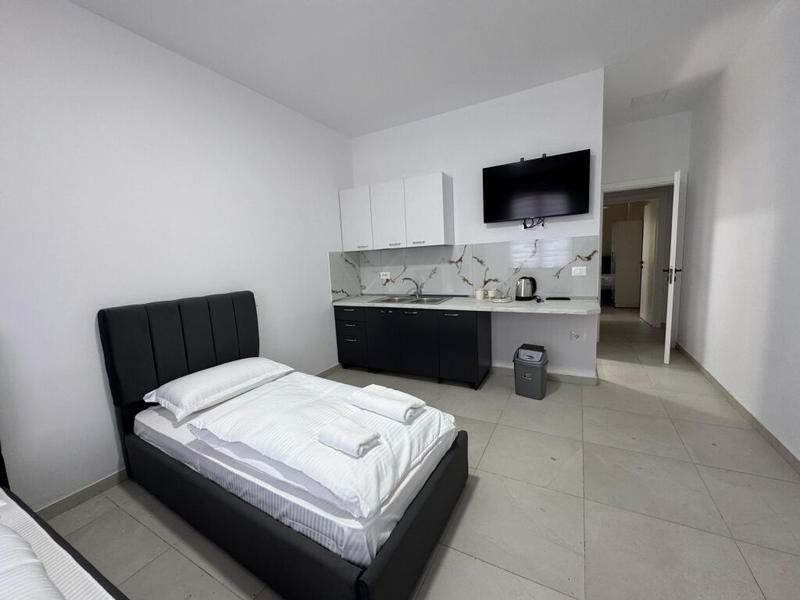 Apartament me qera në Shkolla 9-vjeçare "Eftali Koçi", Durrës, 60 m². Foto 2 nga 4