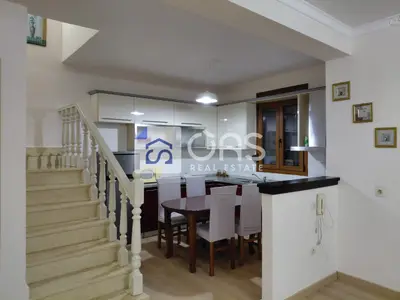 Duplex in affitto ad Ali Demi, Tirana, 170 m². Foto 8 di 12