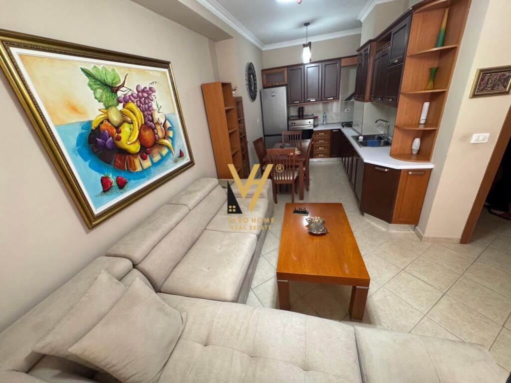 Apartament 2+1 me qera në Astir, Tiranë, 130 m². Foto 1 nga 3