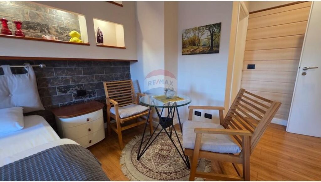 Apartment for sale in 9 Katëshet, Tirana, 112 m². Photo 1 of 3