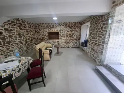 Commercial space for rent in Vollga, Durrës, 52 m². Photo 2 of 6