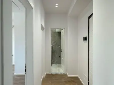 Apartament 1+1 në shitje në Rruga Bardhyl, Tiranë, 63 m². Foto 5 nga 5