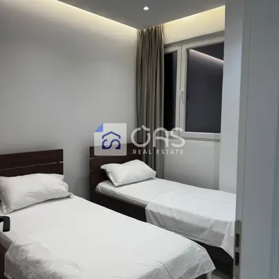 Apartament 1+1 me qera në 5 Maj, Tiranë, 55 m². Foto 2 nga 5